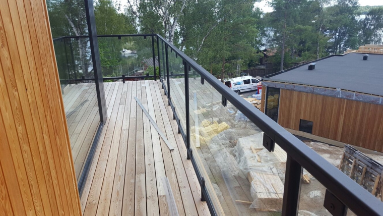 glass railings