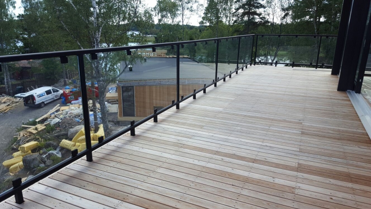 railing