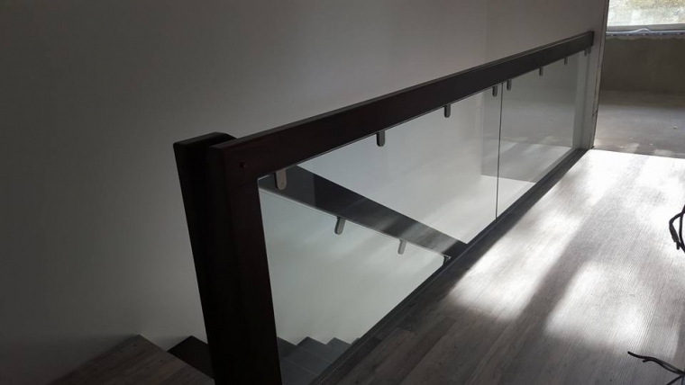mounts, railings, glass,stairs