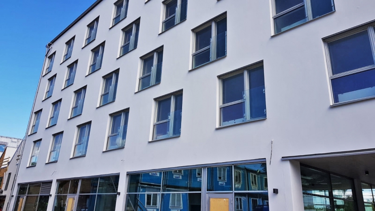 juliet balconies en